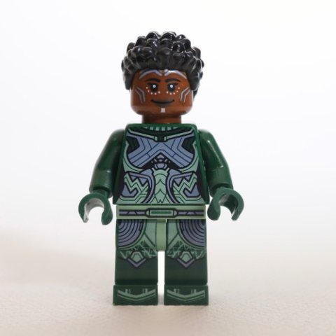 Minifigurka LEGO Nakia