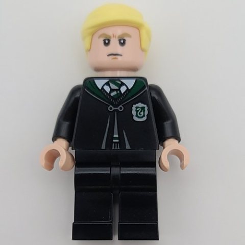 Minifigurka LEGO Draco Malfoy, Closed Slytherin Robes with Crest