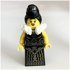 Minifigurka LEGO Passenger, Black Dress, Furr Collar