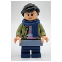 Minifigurka LEGO Cho Chang, Dark Blue Scarf, Skirt