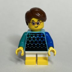Minifigurka LEGO Kid, Medium Azure Torso, White Legs with Yellow Feet, Reddish Brown Hair