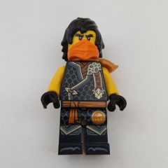 Minifigurka LEGO Cole, Black Robes, Hair, Shoulder Guard