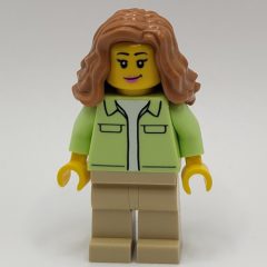 Minifigurka LEGO Yellowish Green Torso, Tan Legs, Medium Nougat Hair