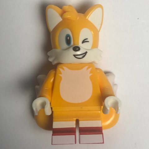 Minifigurka LEGO Miles 'Tails' Prower, Winking