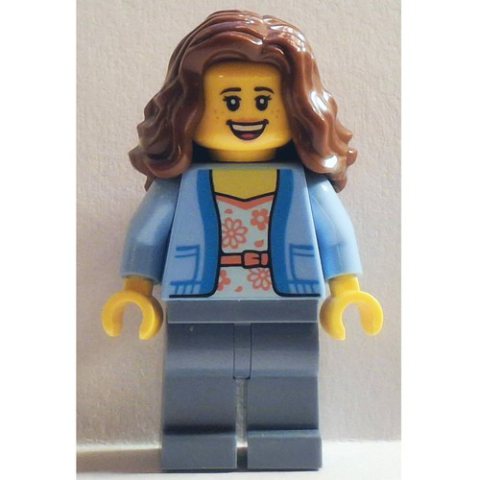 Minifigurka LEGO Passenger, Bright Light Blue Torso, Sand Blue Legs, Reddish Brown Hair