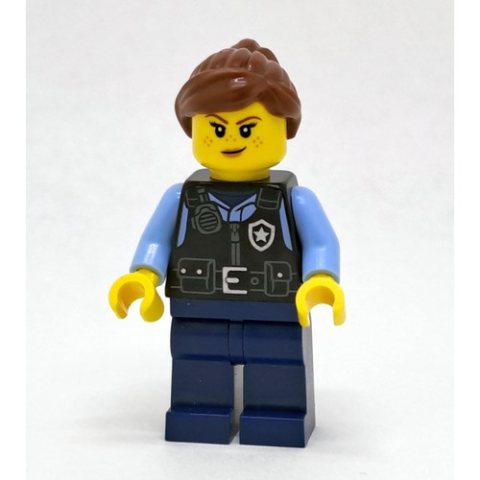 Minifigurka LEGO Police Officer Lucy Lawson - Black Torso, Dark Blue Legs, Reddish Brown Hair