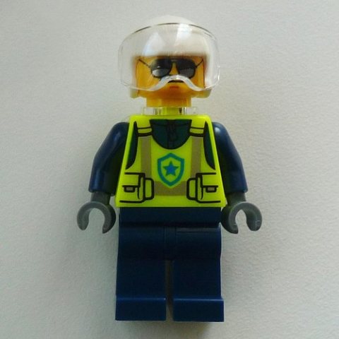 Minifigurka LEGO Police Officer, Vibrant Yellow Police Vest, White Helmet with Visor, Neck Bracket