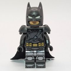 Minifigurka LEGO Batman, Pearl Titanium Suit, Black Cape (Synderverse)