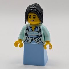 Minifigurka LEGO Light Aqua Tunic, Bright Light Blue Dress, Black Hair