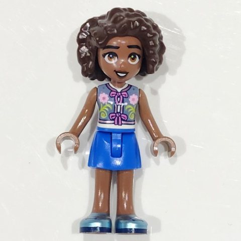 Minifigurka LEGO Aliya, Sand Blue Top, Blue Shorts