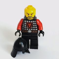 Minifigurka LEGO Dragon Knight, Red, Helmet, Beard, Silver Belt